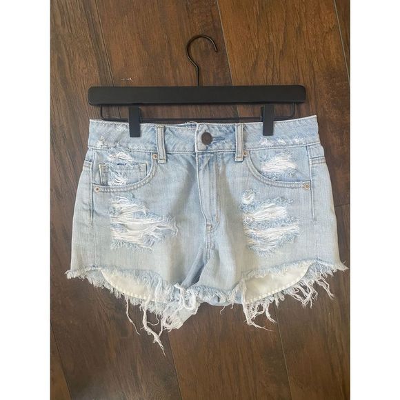 American Eagle Pants - American Eagle Jean shorts Size 4